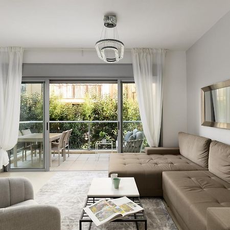 Quiet Hideaway & Terrace Near Beach By Feelhome Tel Aviv Exterior foto