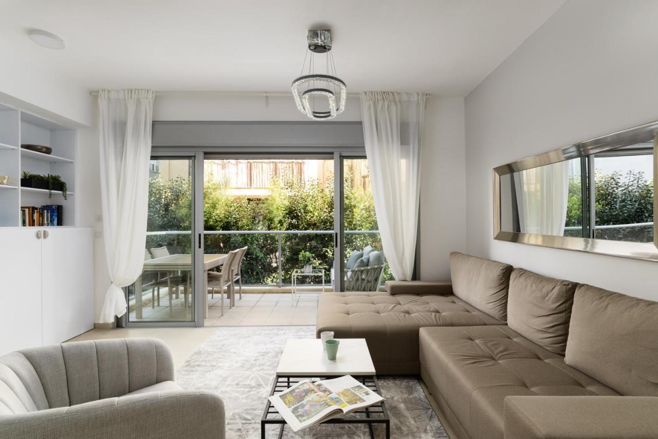 Quiet Hideaway & Terrace Near Beach By Feelhome Tel Aviv Exterior foto