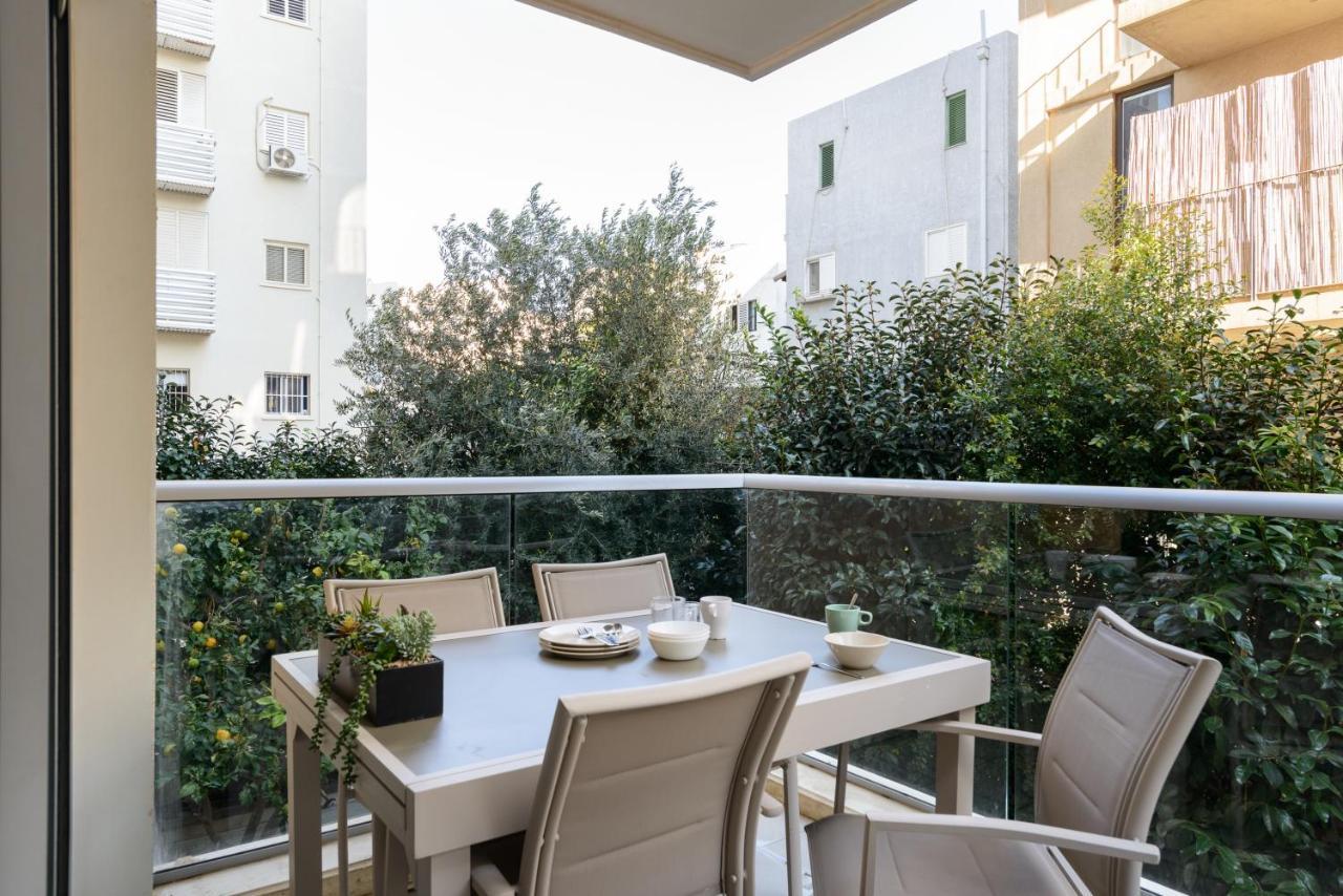 Quiet Hideaway & Terrace Near Beach By Feelhome Tel Aviv Exterior foto