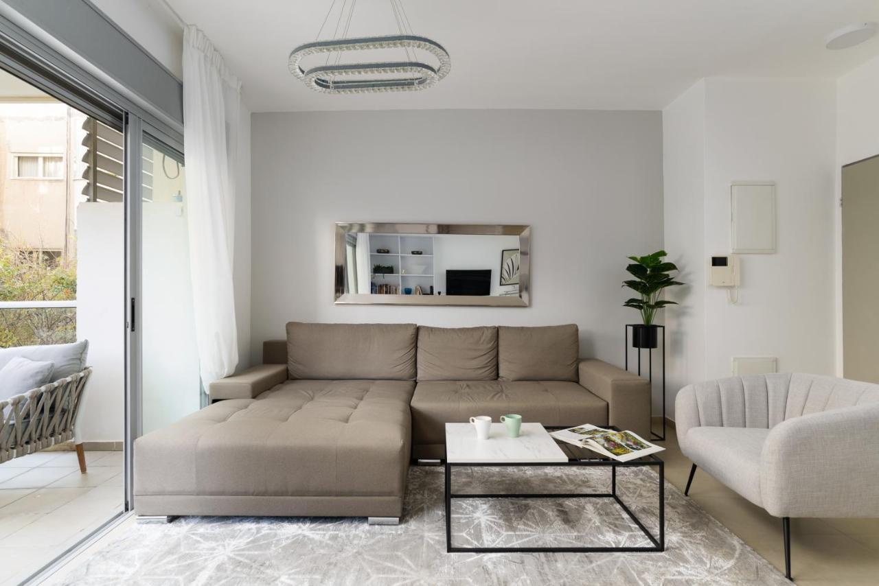 Quiet Hideaway & Terrace Near Beach By Feelhome Tel Aviv Exterior foto